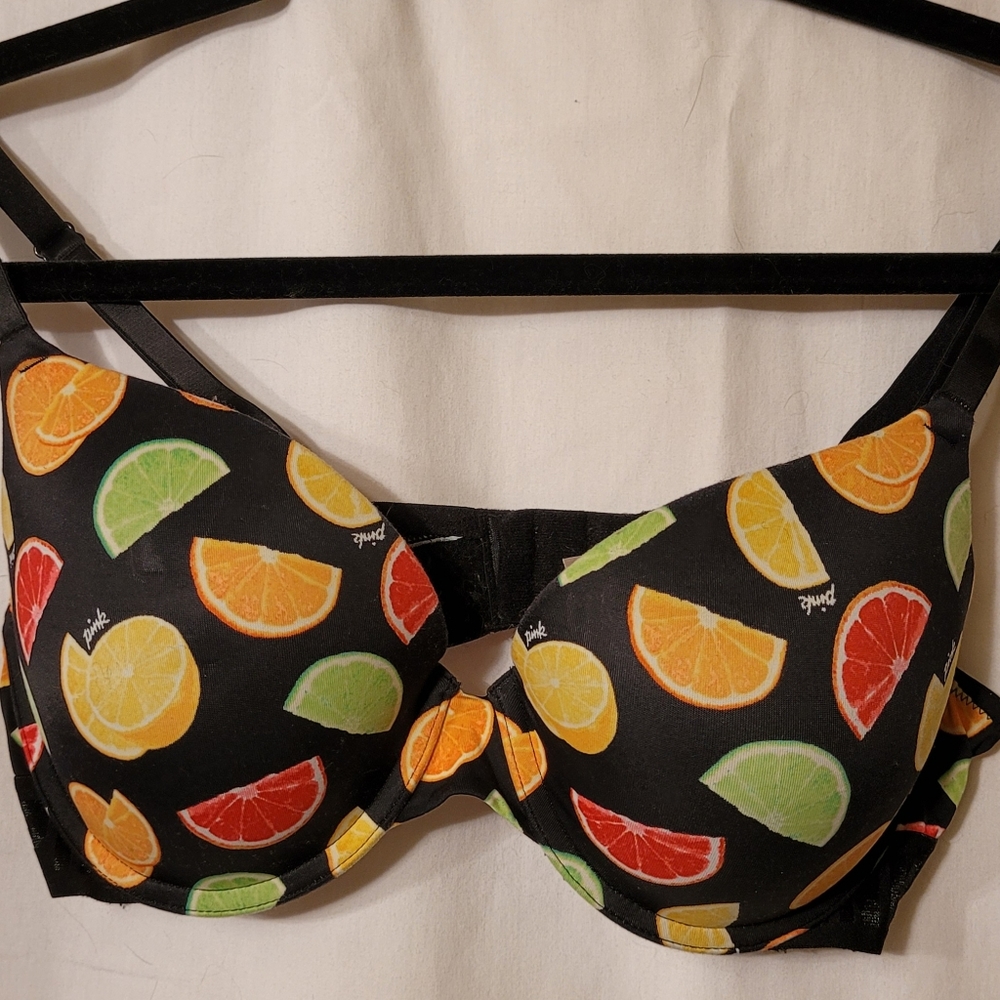 Victorias Bra